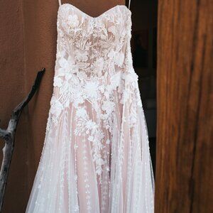 Wedding Dress - Casablanca 2496